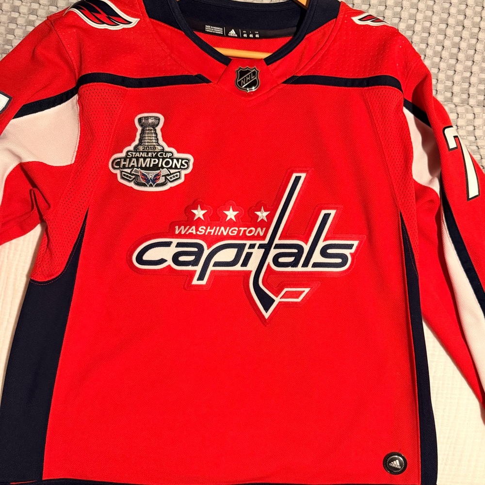 TJ Oshie Capitals Stanley Cup Jersey